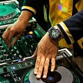 Часы Casio G-Shock GM-110MF-1ADR (GM-110MF-1A) фото 2